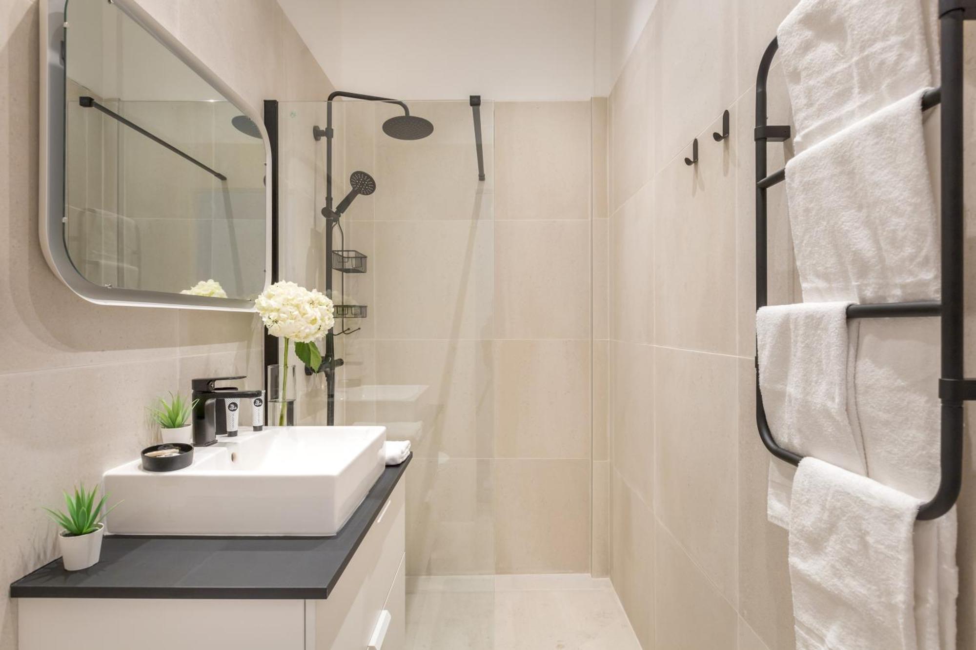 A6 175blo-paris Convention *